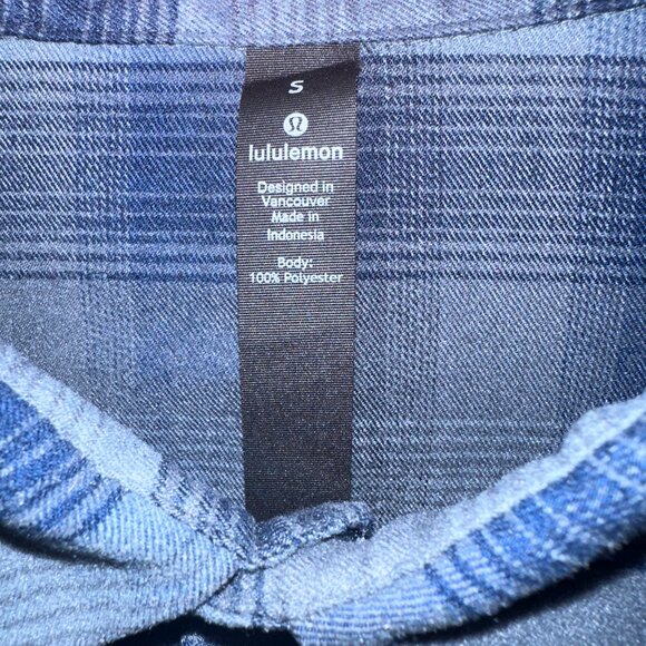 Lululemon Men's Commission Long-Sleeve Shirt Blue with Blue Stripe - Size Small - Picture 4 of 4